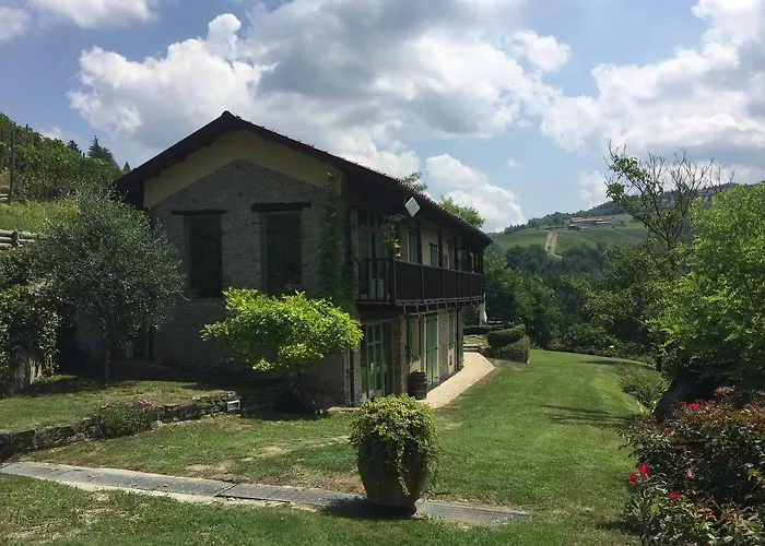 Agriturismo Pilone Votivo * クーネオ