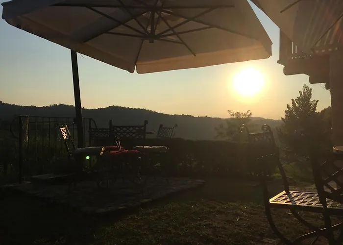 Agriturismo Pilone Votivo * クーネオ