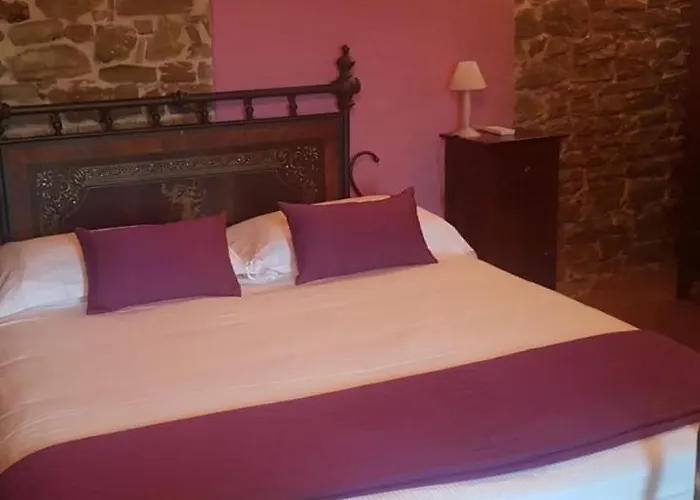 Agriturismo Pilone Votivo ベッド・アンド・ブレックファスト クーネオ